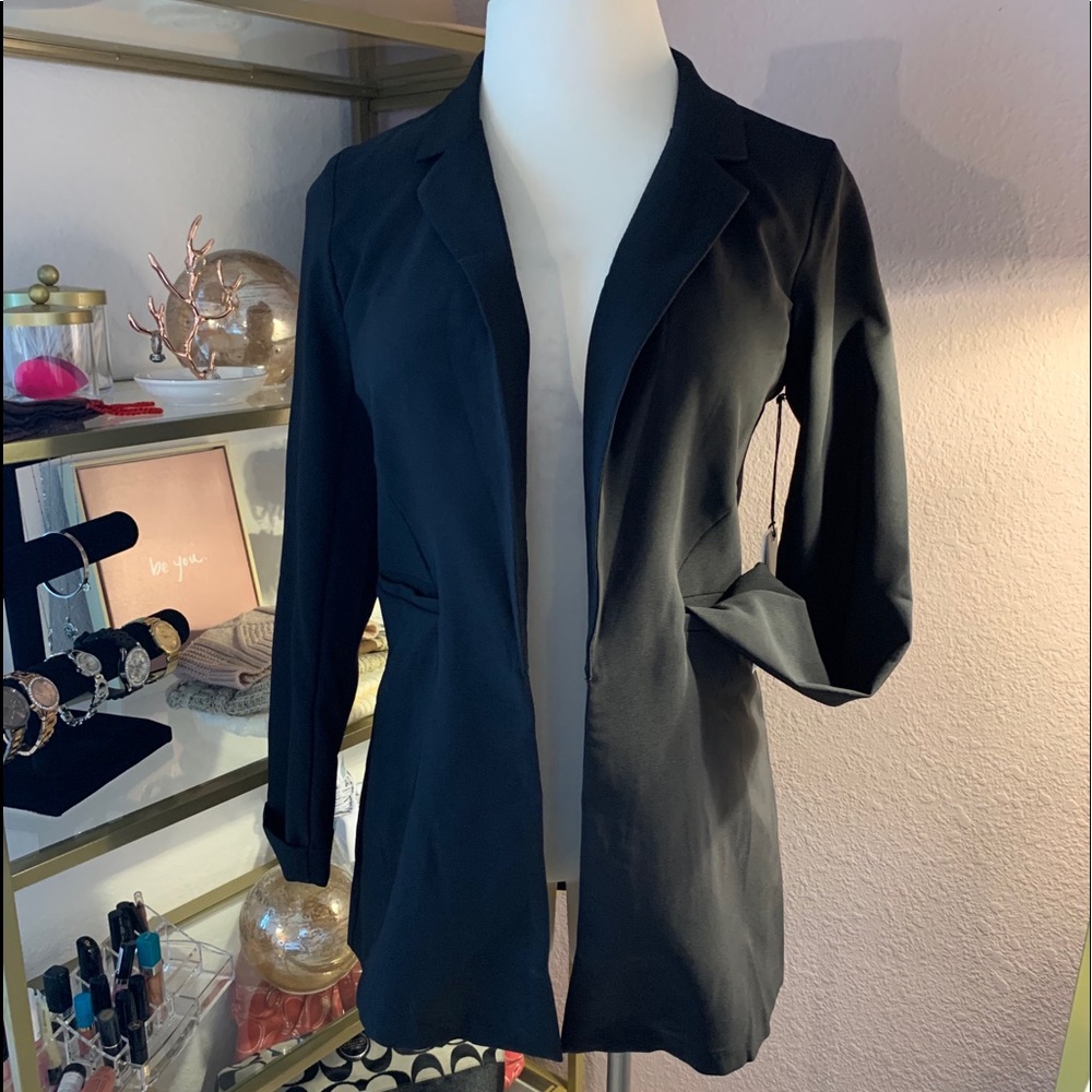 NWT Trendy black blazer